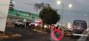 Identifican a las dos mujeres que con cuchillos intentaron robar en una tienda Aurrera de Tarímbaro